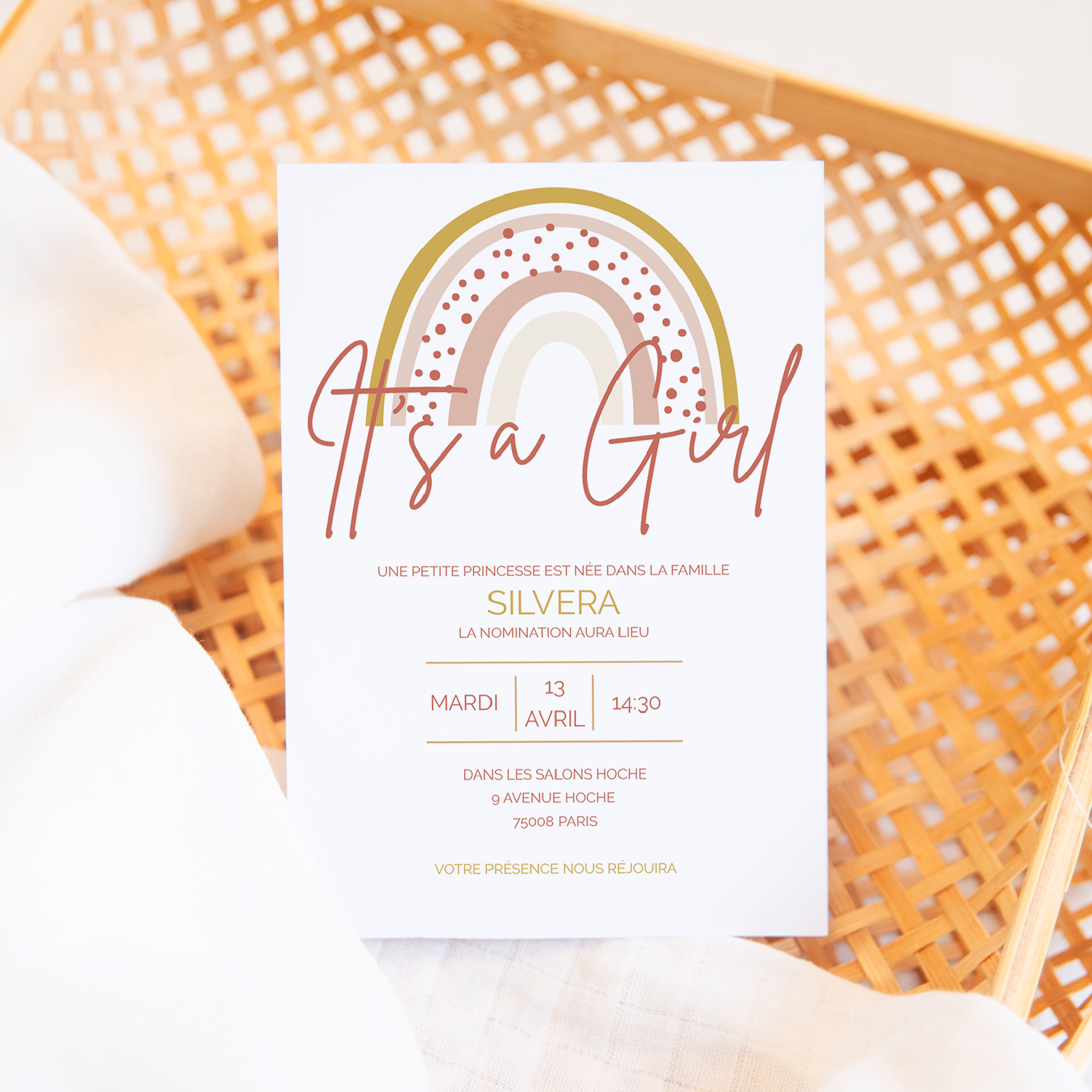 Pink Rainbow - Le modèle illustre une sobriété contemporaine : couleur dominante claire, structure régulière, typographie nette. Nos illustrateurs signent une esthétique premium qui privilégie la cohérence et la lisibilité. Nous assurons la personnalisation complète : vous nous transmettez le texte, nous l’intégrons avec précision, ajustons les couleurs et ajoutons un logo discret. 100% digitale, l’invitation atteint vos invités immédiatement. Chaque choix – hiérarchie, proportions, marges – a été pensé pour préserver fluidité et raffinement. Une correspondance moderne, simple et fiable.