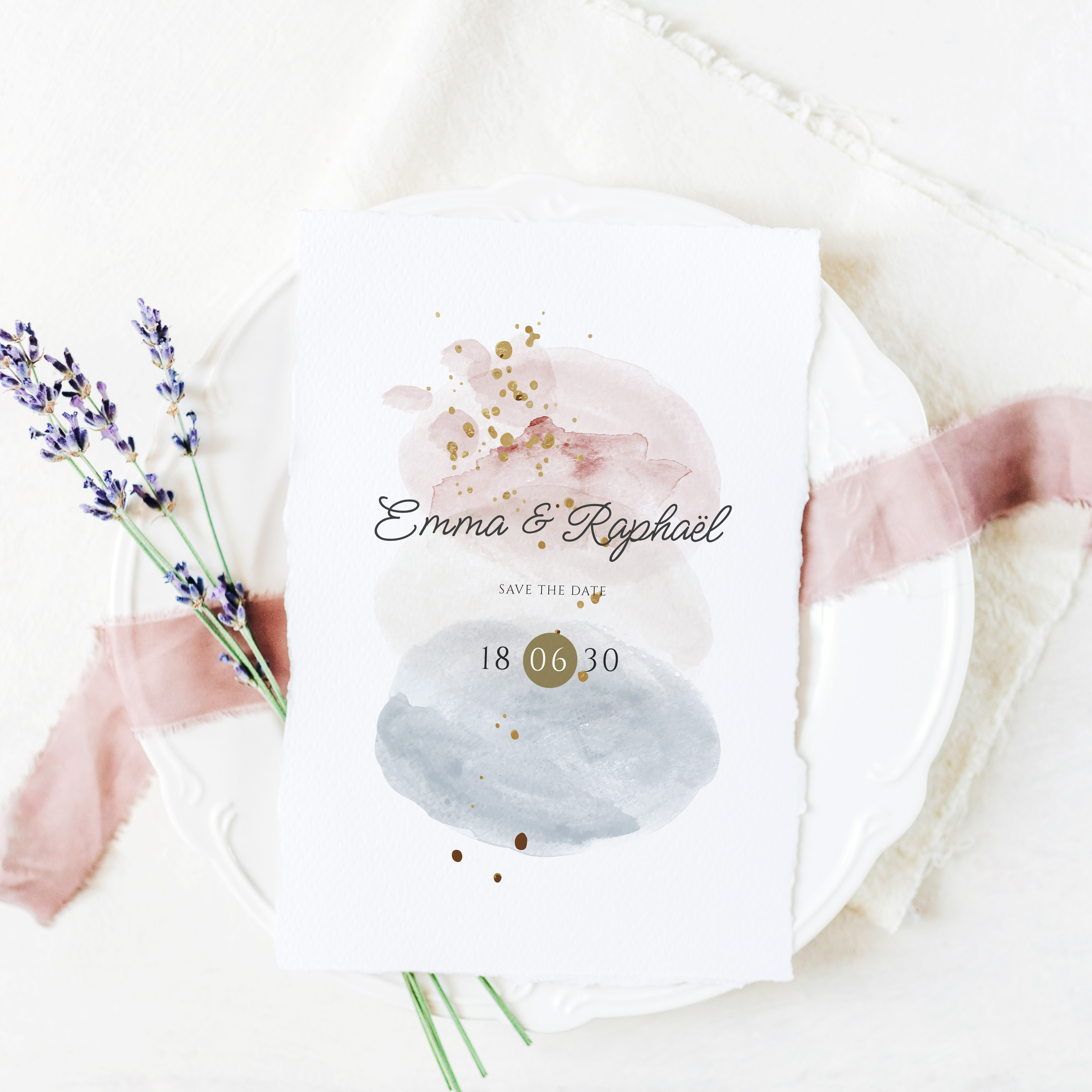 Splash Watercolor - Cette invitation revendique une rigueur contemporaine : dominante chromatique affirmée, alignements nets, typographie claire. Nos créateurs signent une présence premium qui conjugue mesure et fiabilité. Vous nous transmettez votre texte ; nous l’intégrons avec soin, harmonisons la palette et ajoutons un logo discret. Diffusée exclusivement au format digital, elle atteint vos invités sans délai. La hiérarchie lisible, les contrastes posés et la régularité des blocs offrent une lecture fluide et sûre. Un modèle moderne et élégant, conçu pour durer.