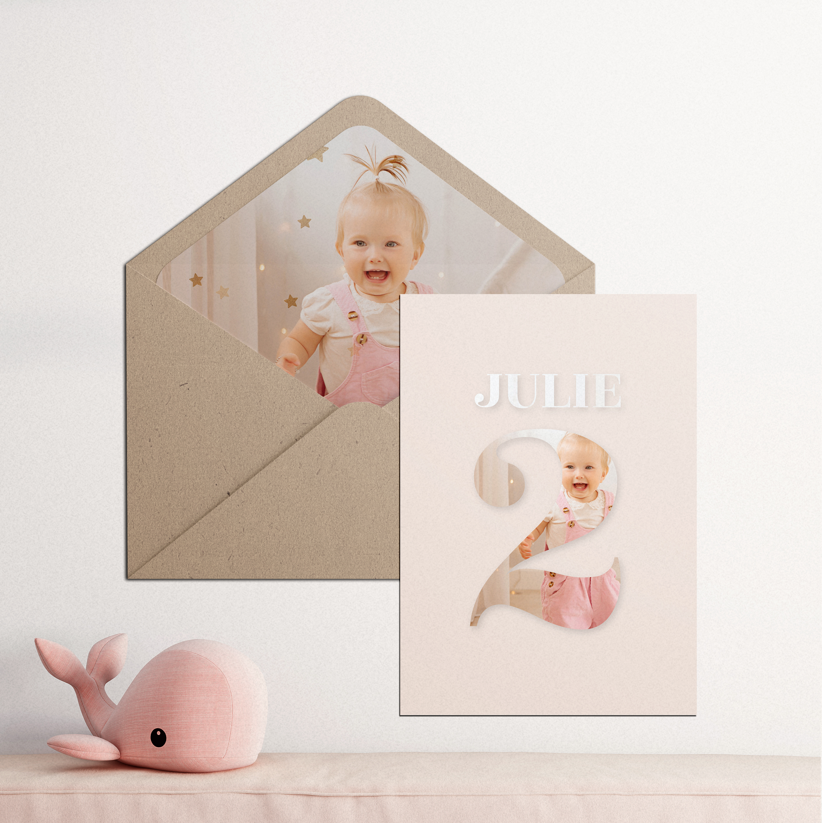 Number 2 - Cette invitation privilégie une écriture visuelle simple et maîtrisée. La couleur dominante sert de repère et accompagne vos mots avec sobriété. Les alignements équilibrés et la typographie nette garantissent lisibilité et modernité. Nos créateurs ont pensé ce modèle comme une correspondance premium, élégante et actuelle. Nous assurons la personnalisation complète : intégration du texte, réglage des teintes, ajout éventuel d’un logo discret. Diffusée exclusivement au format digital, elle est transmise immédiatement à vos invités. Chaque choix esthétique privilégie la justesse et la mesure. Une invitation sobre et durable, faite pour vos moments essentiels.