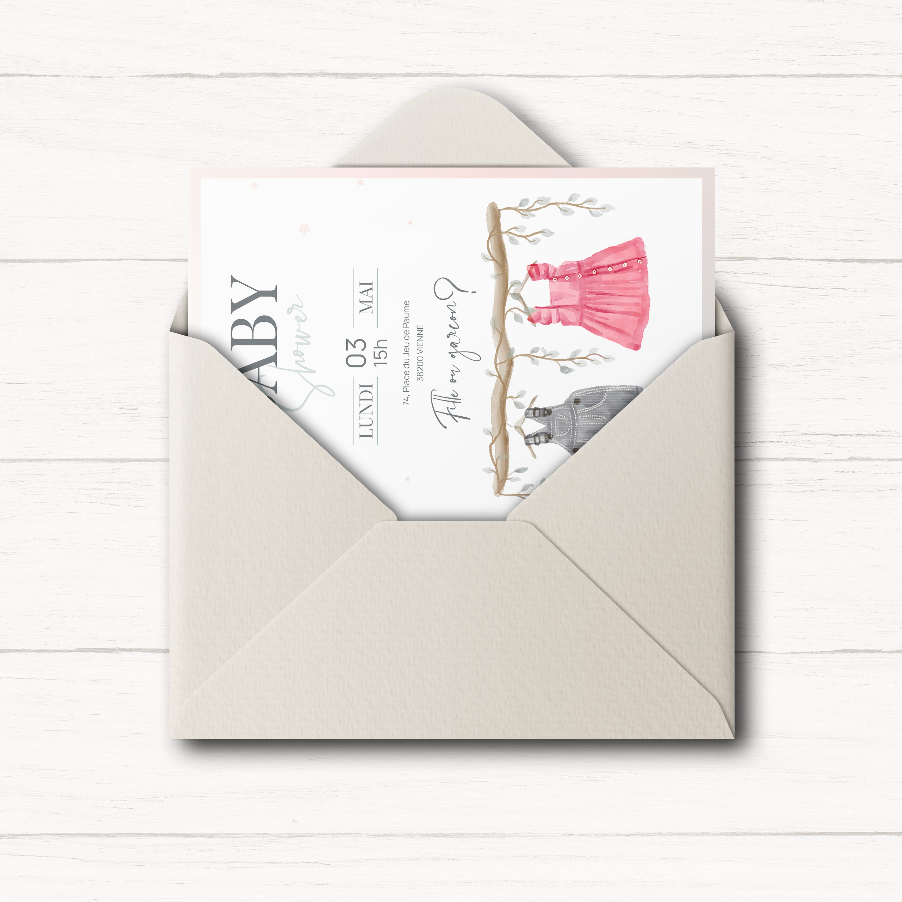 Minis Habits - Cette invitation privilégie une rigueur contemporaine : couleur dominante affirmée mais mesurée, grille régulière, typographie précise. Nos créateurs ont imaginé une esthétique premium qui conjugue cohérence et retenue. Vous nous confiez votre texte ; nous le composons avec soin, harmonisons la palette et ajoutons un logo discret si nécessaire. 100% digitale, elle atteint vos invités sans délai. La hiérarchie lisible, les contrastes posés et l’ordonnancement des blocs favorisent une lecture sereine et élégante.