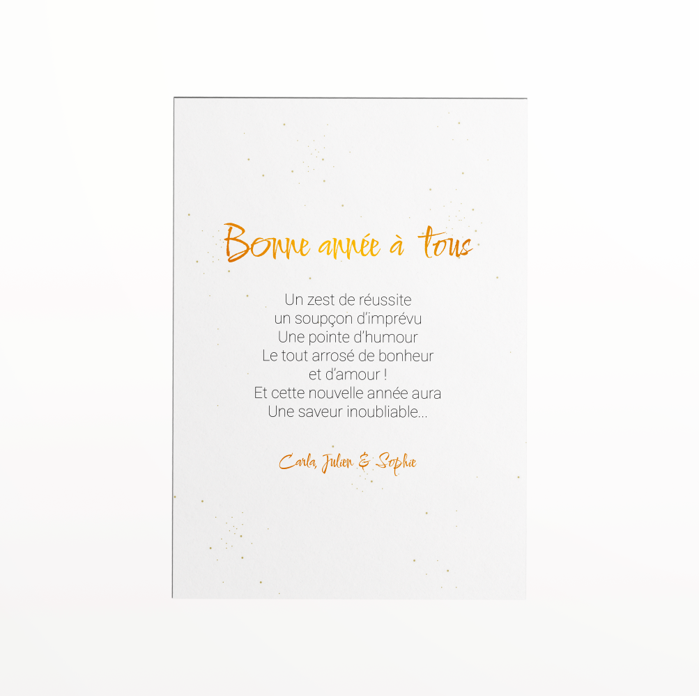 Gold Year - Le modèle se distingue par la clarté de ses lignes et la douceur de sa couleur principale. La mise en page, volontairement aérée, donne un souffle moderne à vos messages et met en valeur l’essentiel. Nos créateurs ont imaginé une invitation où sobriété et raffinement s’équilibrent, afin de proposer un écrin adapté à vos annonces. Vous nous envoyez votre texte, nous le composons avec exactitude, harmonisons les teintes et ajoutons un logo discret si vous le souhaitez. Diffusée uniquement en version digitale, elle rejoint instantanément vos destinataires. Chaque proportion a été pensée pour offrir fluidité et équilibre. Une invitation contemporaine qui allie précision graphique, authenticité et modernité.