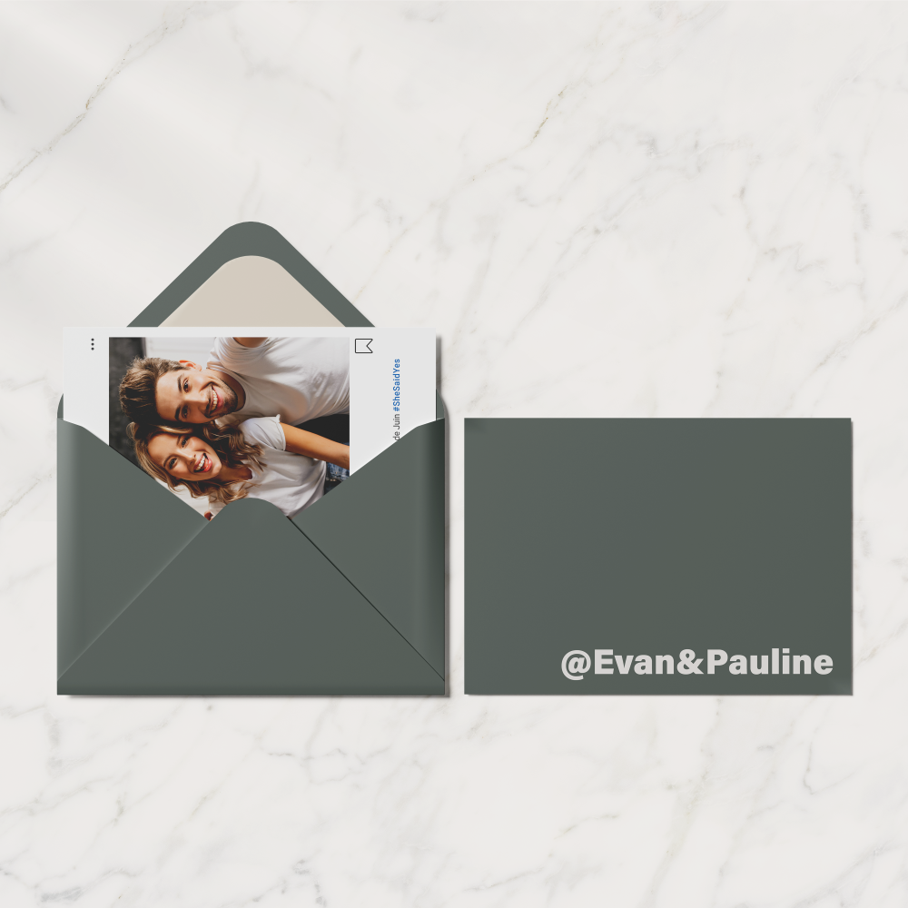 Post Insta - Le dessin adopte une esthétique nette : dominante chromatique affirmée, marges équilibrées, typographie régulière. L’ensemble compose une invitation premium, simple et élégante. Réalisée par nos créateurs, elle privilégie la clarté et la cohérence. Nous assurons la personnalisation sur mesure : vous nous confiez le texte, nous l’intégrons avec soin, harmonisons la palette et ajoutons un logo discret si besoin. Entièrement digitale, elle parvient immédiatement à vos invités. Chaque détail – proportions, hiérarchie, contrastes – a été pensé pour préserver l’équilibre. Une correspondance contemporaine, fiable et raffinée.