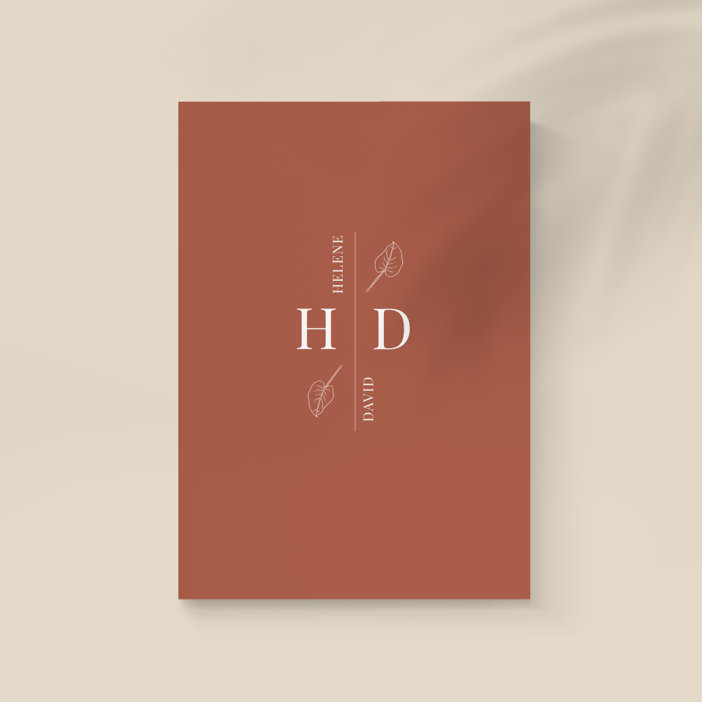 Rouille - Avec ce modèle, la modernité s’exprime par une clarté graphique nette et une couleur dominante qui soutient vos mots avec intensité contenue. Les proportions régulières et la typographie mesurée créent un cadre contemporain et sobre. Conçue par nos illustrateurs, l’invitation privilégie la retenue et l’élégance durable. Vous nous confiez le texte ; nous l’intégrons avec exactitude, harmonisons la palette et ajoutons un logo discret si nécessaire. Diffusée exclusivement au format numérique, elle parvient immédiatement à vos invités et facilite un partage élégant. Chaque détail — marges, contrastes, alignements — a été conçu pour offrir une présence premium, fiable et raffinée. Une correspondance moderne et intemporelle, faite pour annoncer avec clarté et distinction.